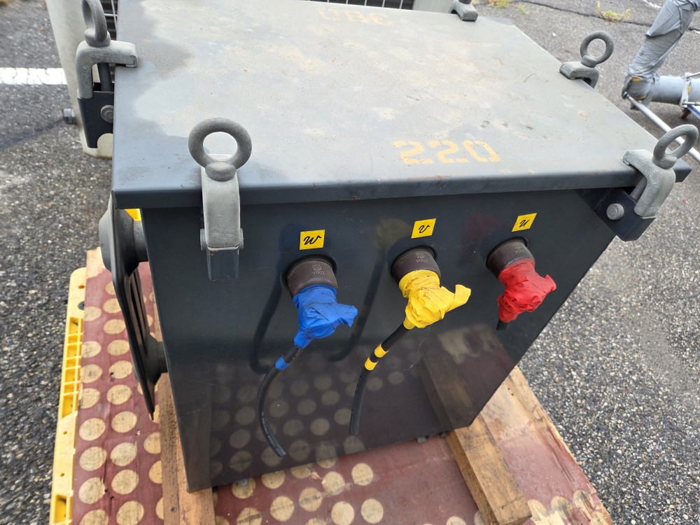 영서종합전기 삼상 유입식변압기 70KVA (중고)