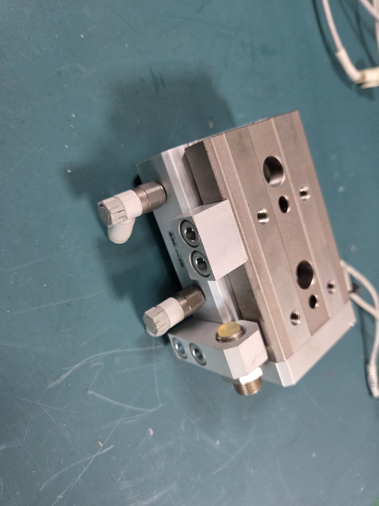 SMC SLIDE CYLINDER MXQ16-20AS (중고) 슬라이드 실린더