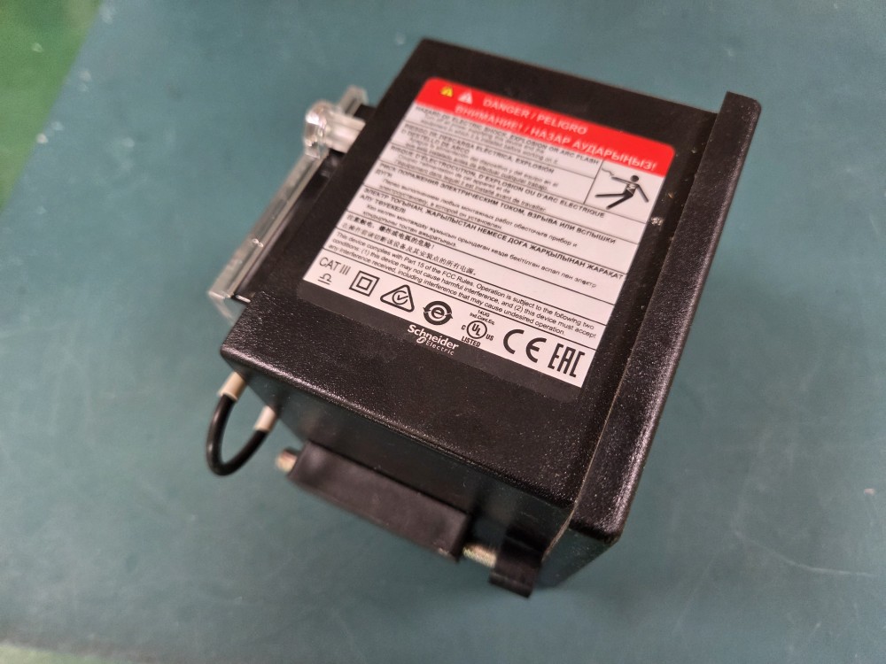 SCHNEIDER EASYLOGIC DM6000(30002966-중고)  디지털 패널 미터기