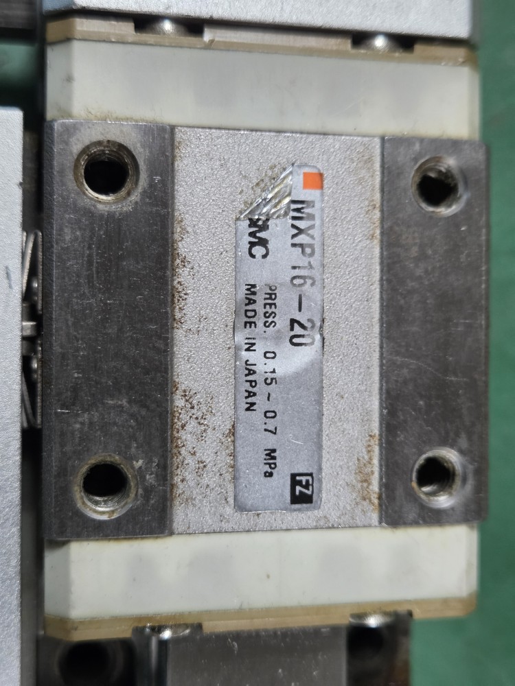 SMCCYLINDER  MXP16-20 (중고)