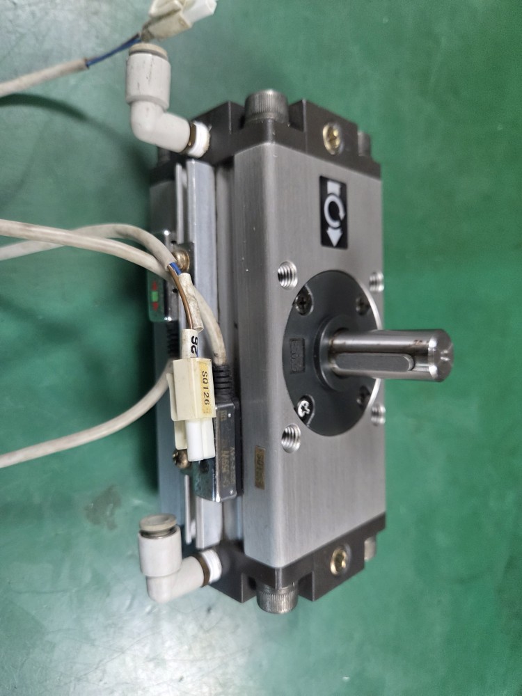 SMC ROTARY CYLINDER CDRA1BS50-100C (중고) 회전 실린더