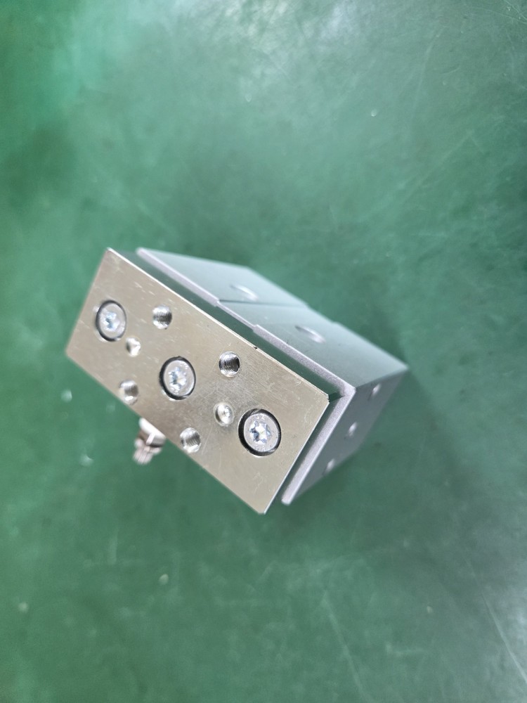 FESTO DFM-16-20-P-A-GF (중고)