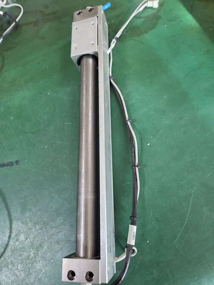 SMC CYLINDER CY3R25-270 (중고)