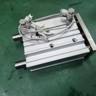 SMC GUIDE CYLINDER MGPM25-75Z (중고) 가이드 실린더