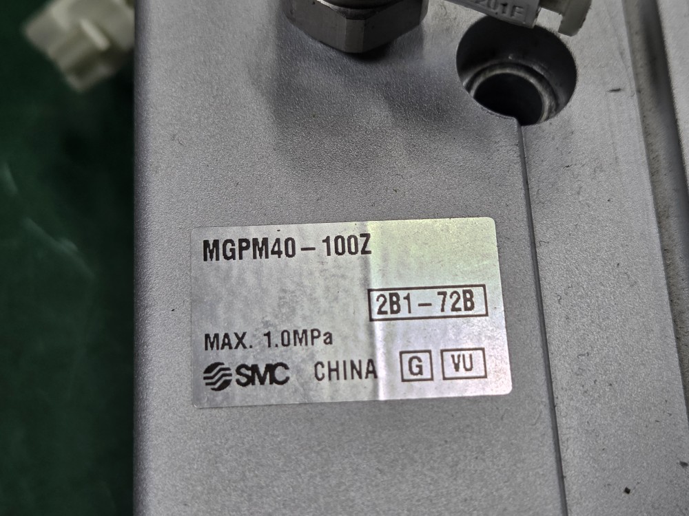 SMC GUIDE CYLINDER MGPM40-100Z (중고) 가이드 실린더