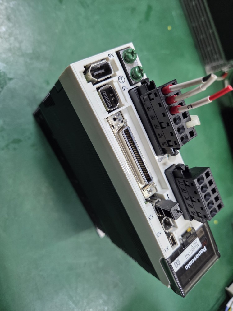 PANASONIC SERVO DRIVER MADHT1507 (200W-중고) 파나소닉 서보 드라이버
