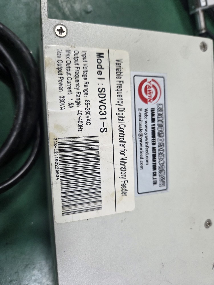 VIBRATORY FEEDER CONTROLLER SDVC31-S (중고)