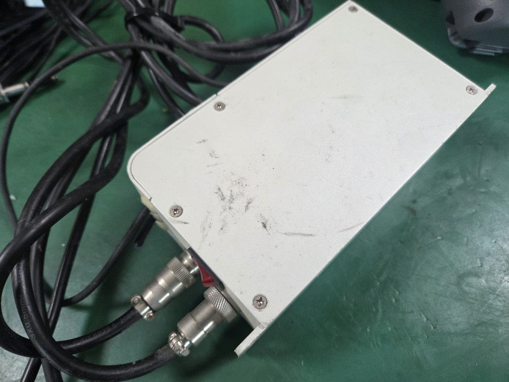 VIBRATORY FEEDER CONTROLLER SDVC31-S (중고)