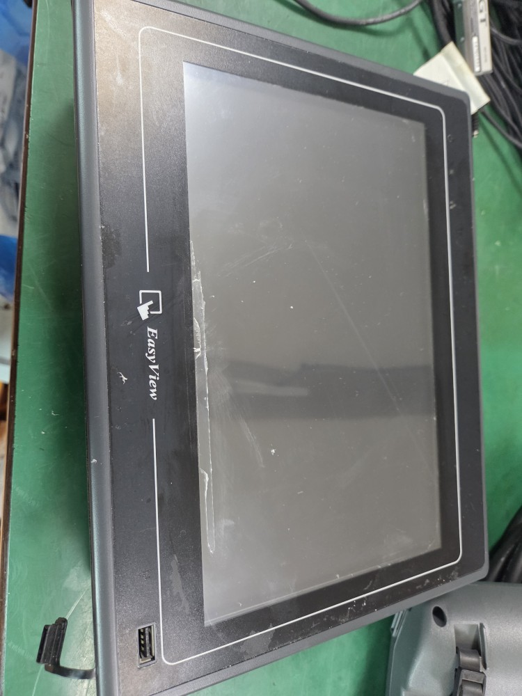 WEINTEK TOUCH PANEL MT6100i V2EV  (중고)