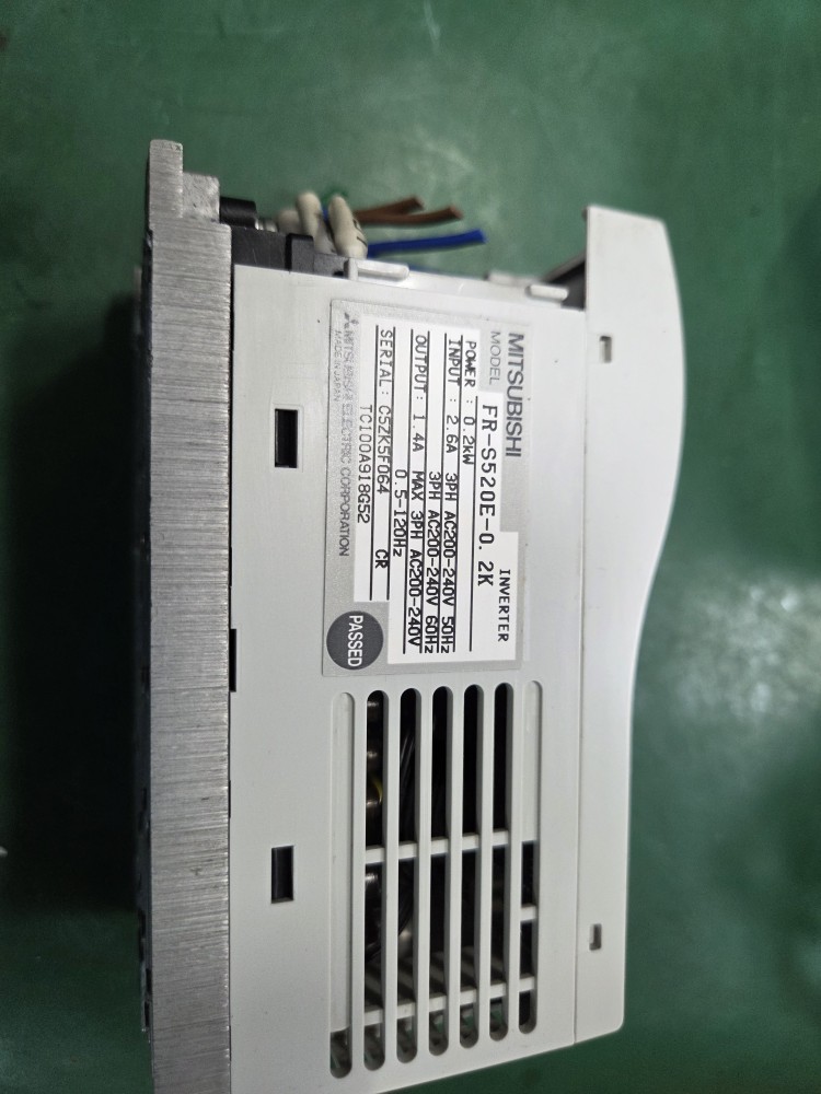 MITSUBISHI INVERTER FR-S520E-0.2K (중고) 인버터
