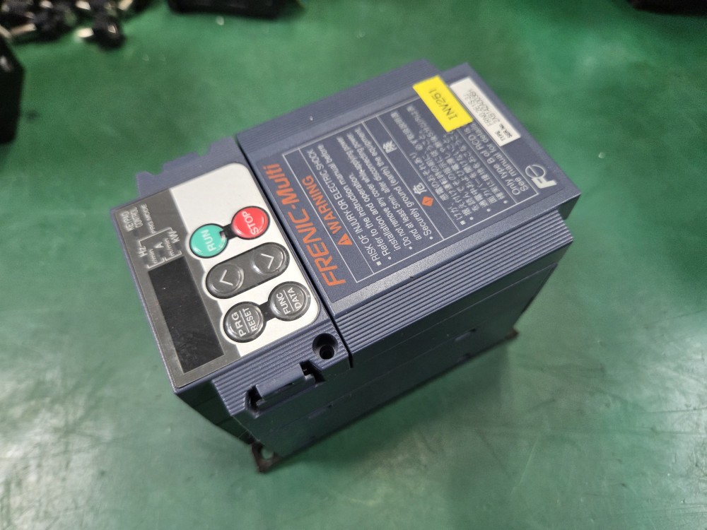 FUJI INVERTER FRN0.2E1S-2J (중고) 인버터