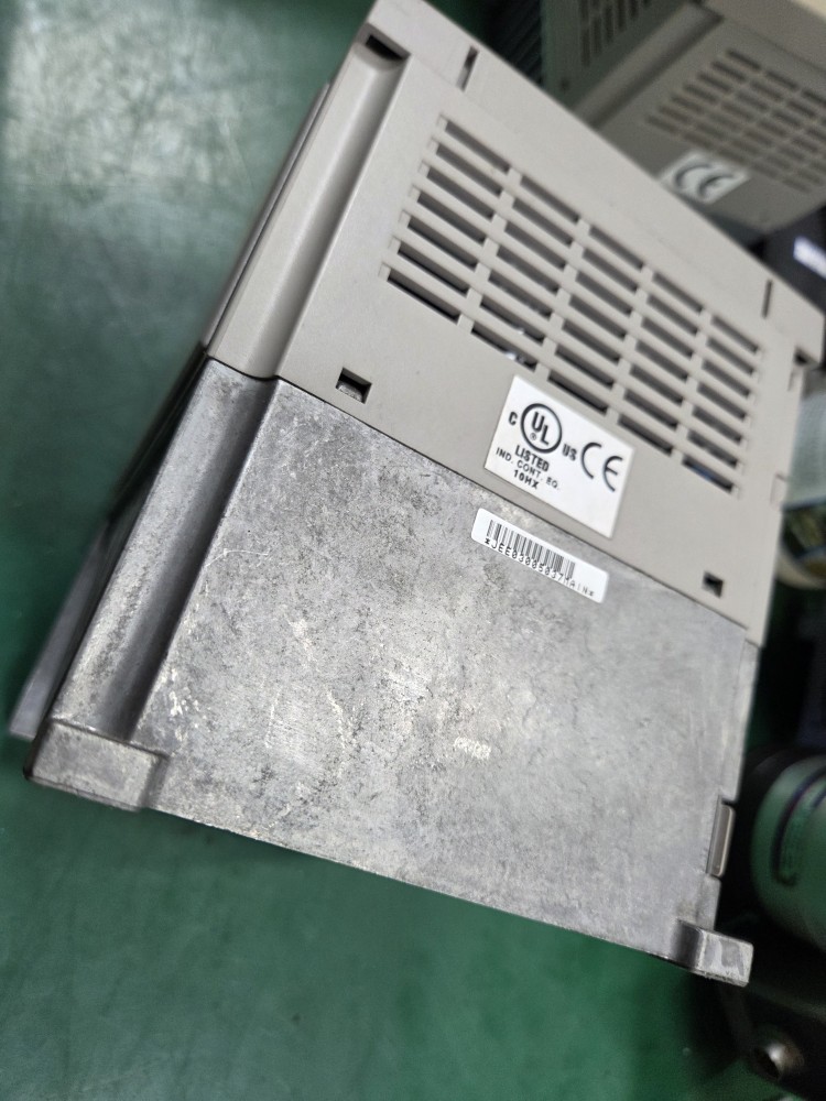 HYUNDAI INVERTER N100plus-022HF (중고) 인버터