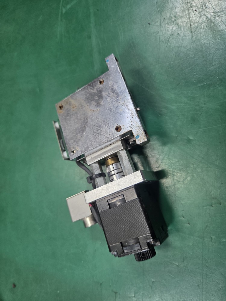 SANMOTION  STEPPING SYSTEMS SH5281-7214 (중고)