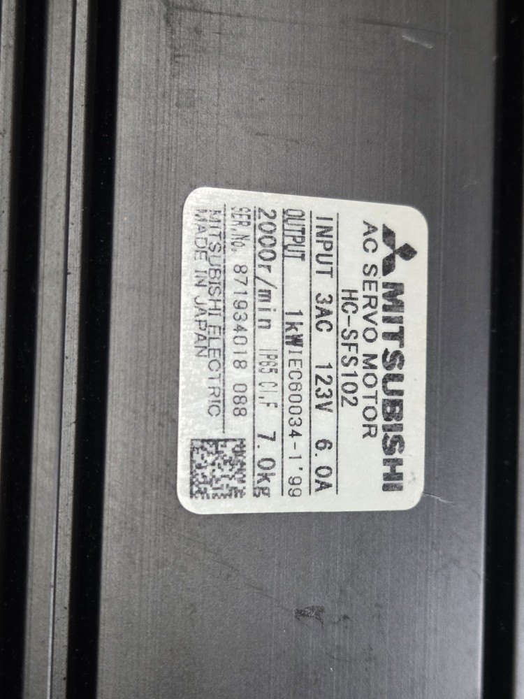 (A급-미사용품) MITSUBISHI SERVO MOTOR HC-SFS102 (1KW) 서보모타