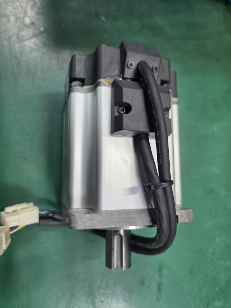 PANASONIC SERVO MOTOR MSMD082P1S (750W-중고)