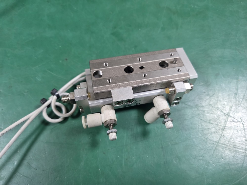 SMC CYLINDER MXQ8-30A (중고)