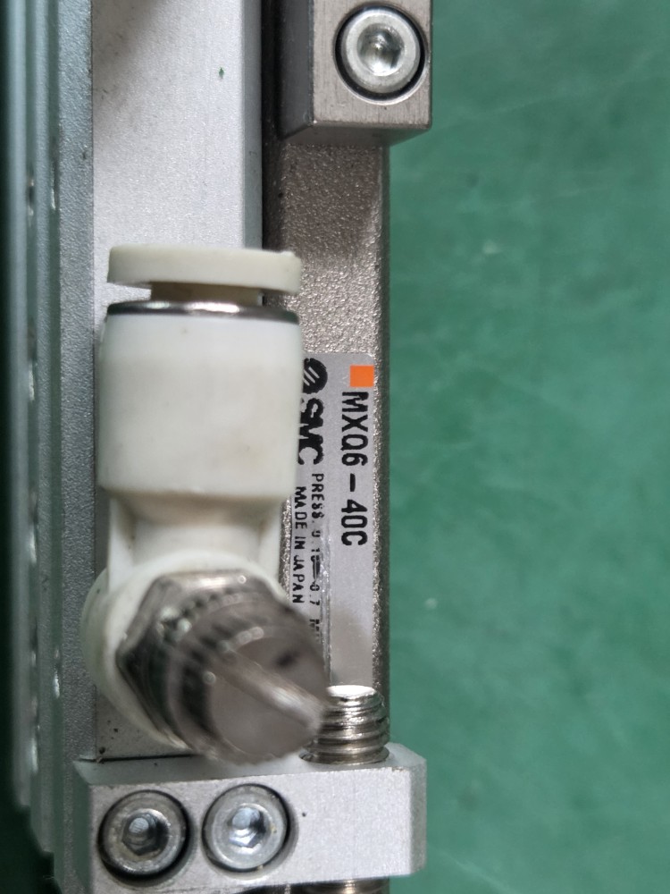 SMC CYLINDER MXQ6-40C (중고)