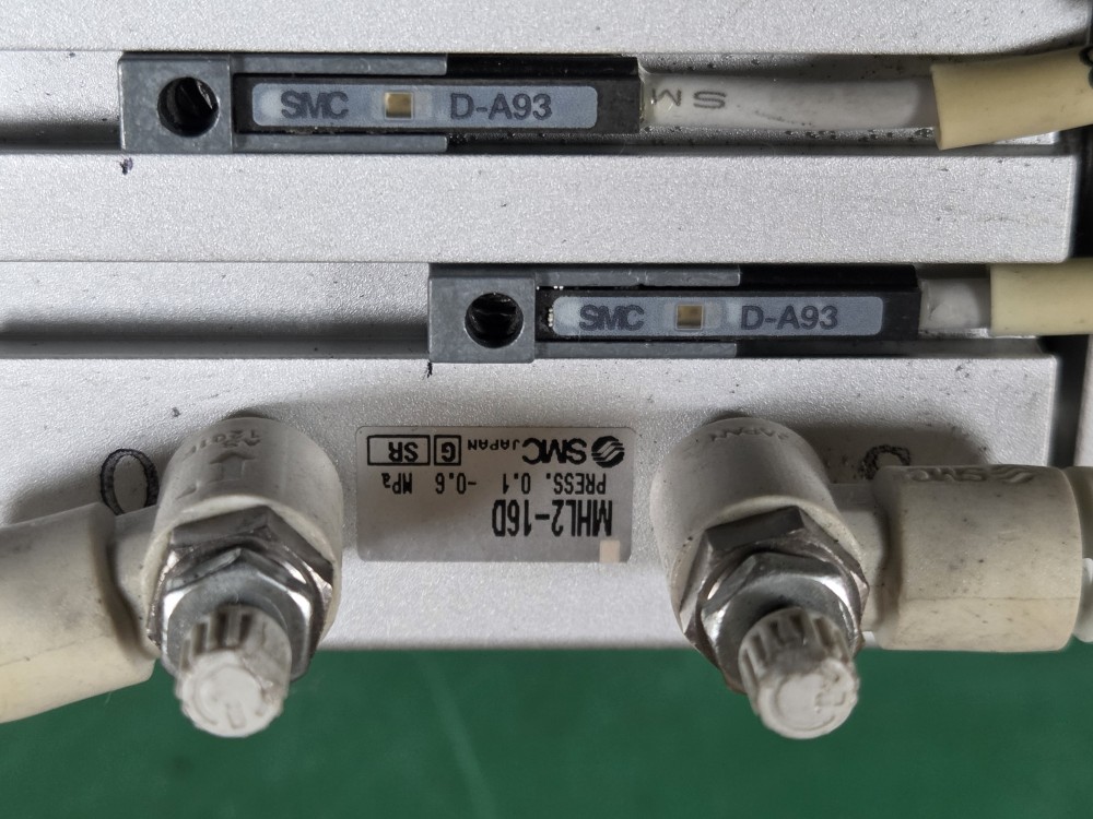 SMC FINGER CYLINDER MHL2-16D (중고)