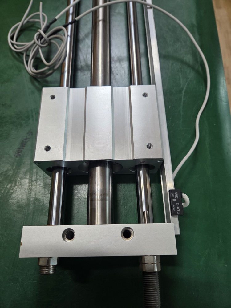 SMC RODLESS CYLINDER CY1L25H-500 (중고)