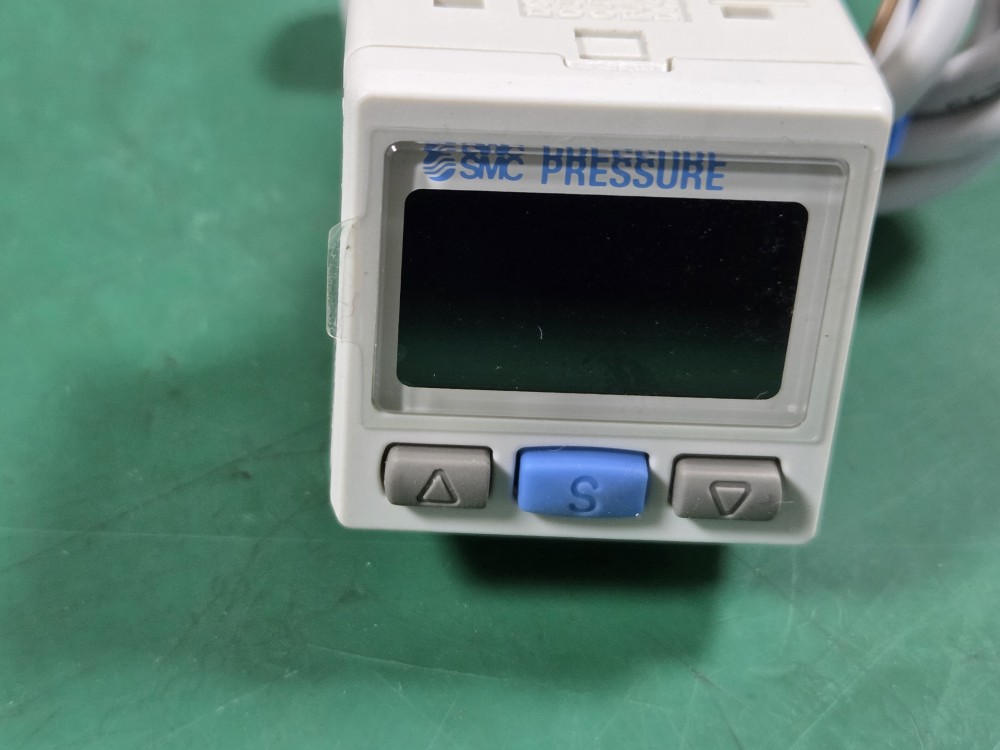 (A급-미사용품) 압력게이지 ZSE30A-01-N