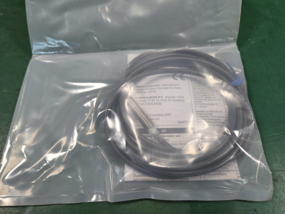 (A급-미사용품) OMRON SENSOR E2E-X2D1-N