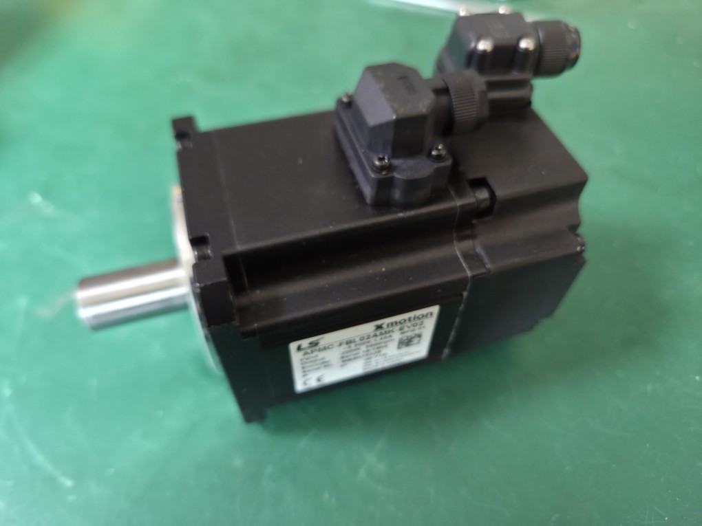 LS XMOTION SERVO MOTOR APMC-FBL02AMK-EV02 (중고)