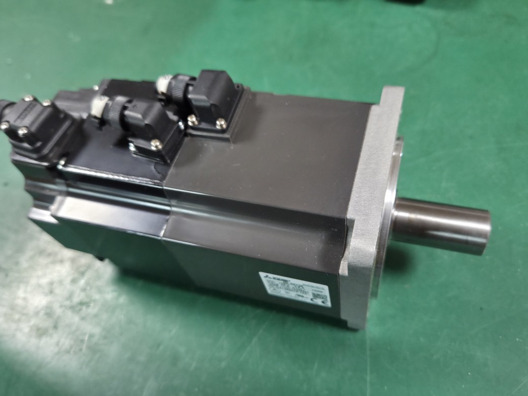 HG-KR73B(중고) MITSUBISHI SERVO MOTOR