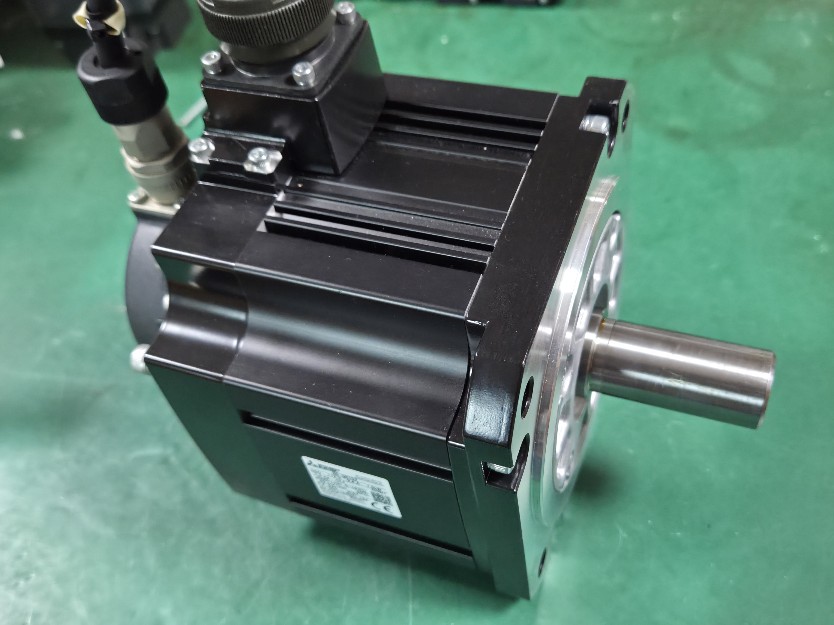 HG-SR152 (중고) MITSUBISHI SERVO MOTOR