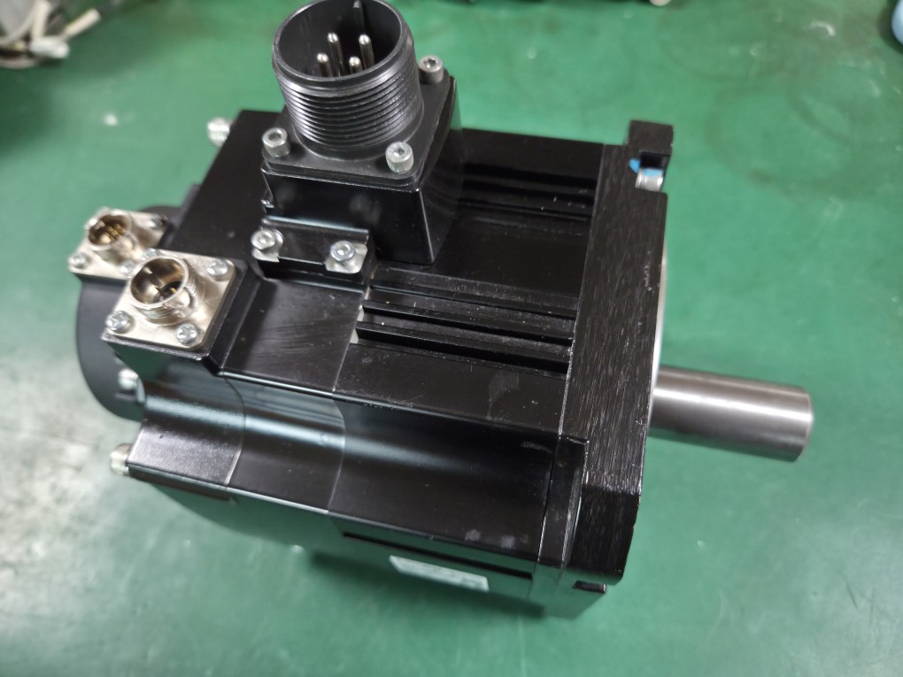 HG-SR102B(중고) MITSUBISHI SERVO MOTOR