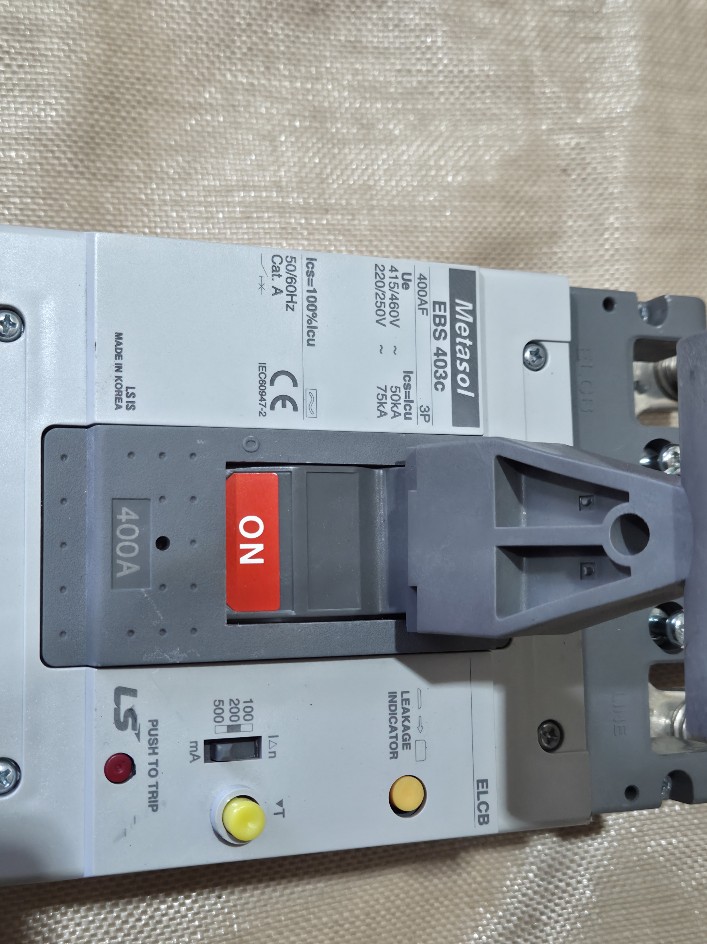 ELCB 배선용차단기 EBS403C 400AF 3P (중고)