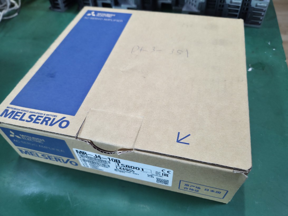 (A급-미사용품) SERVO DRIVER MR-J4-10B 미쓰비씨 서보드라이버
