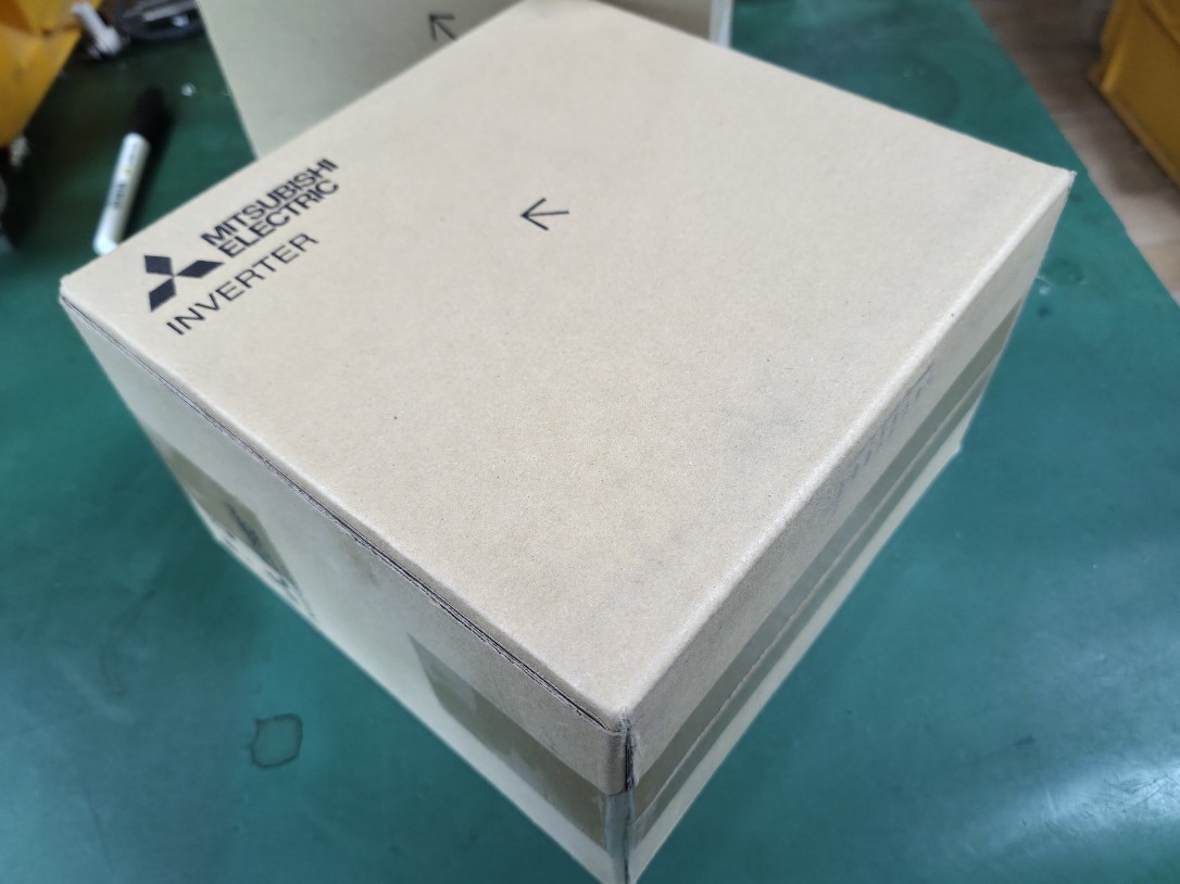 (A급-미사용품) INVERTER FR-E840-0.4K-5 미쯔비씨 인버터
